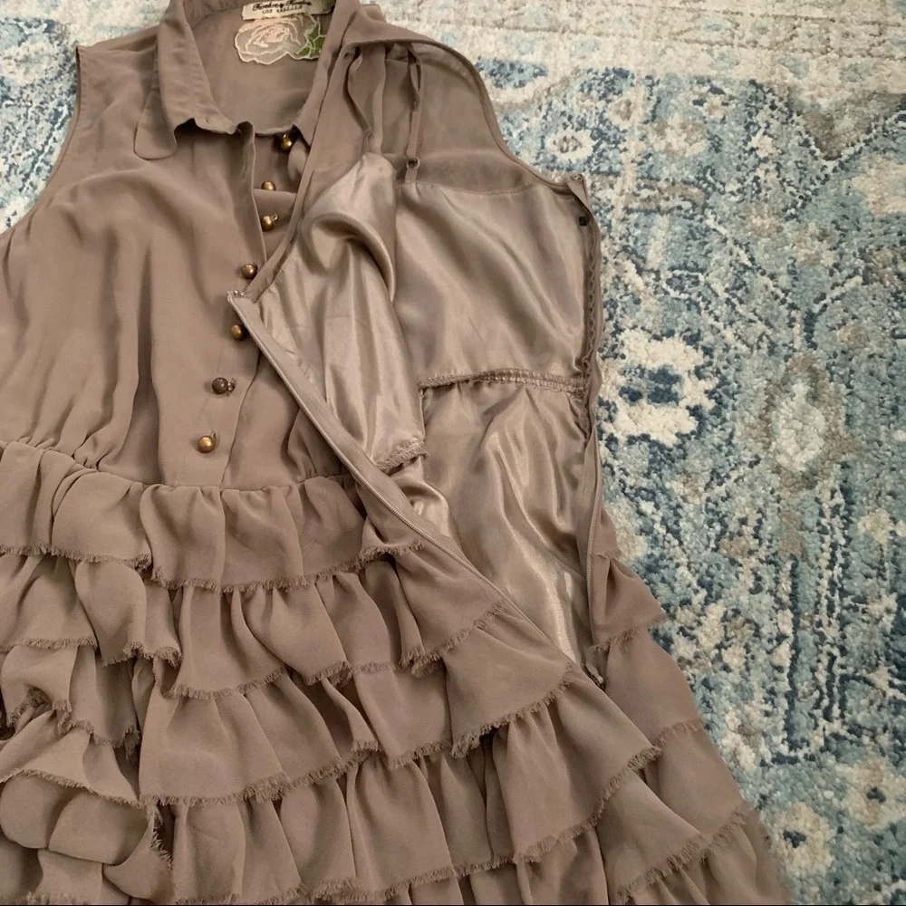 Twelve by Twelve Los Angeles Dress - Picture 9 of 9